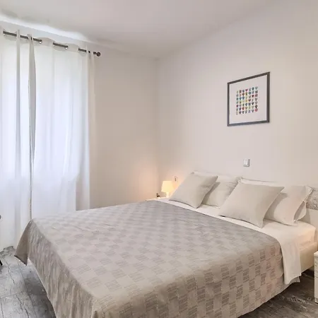 Hill 12 Tatil Evi *